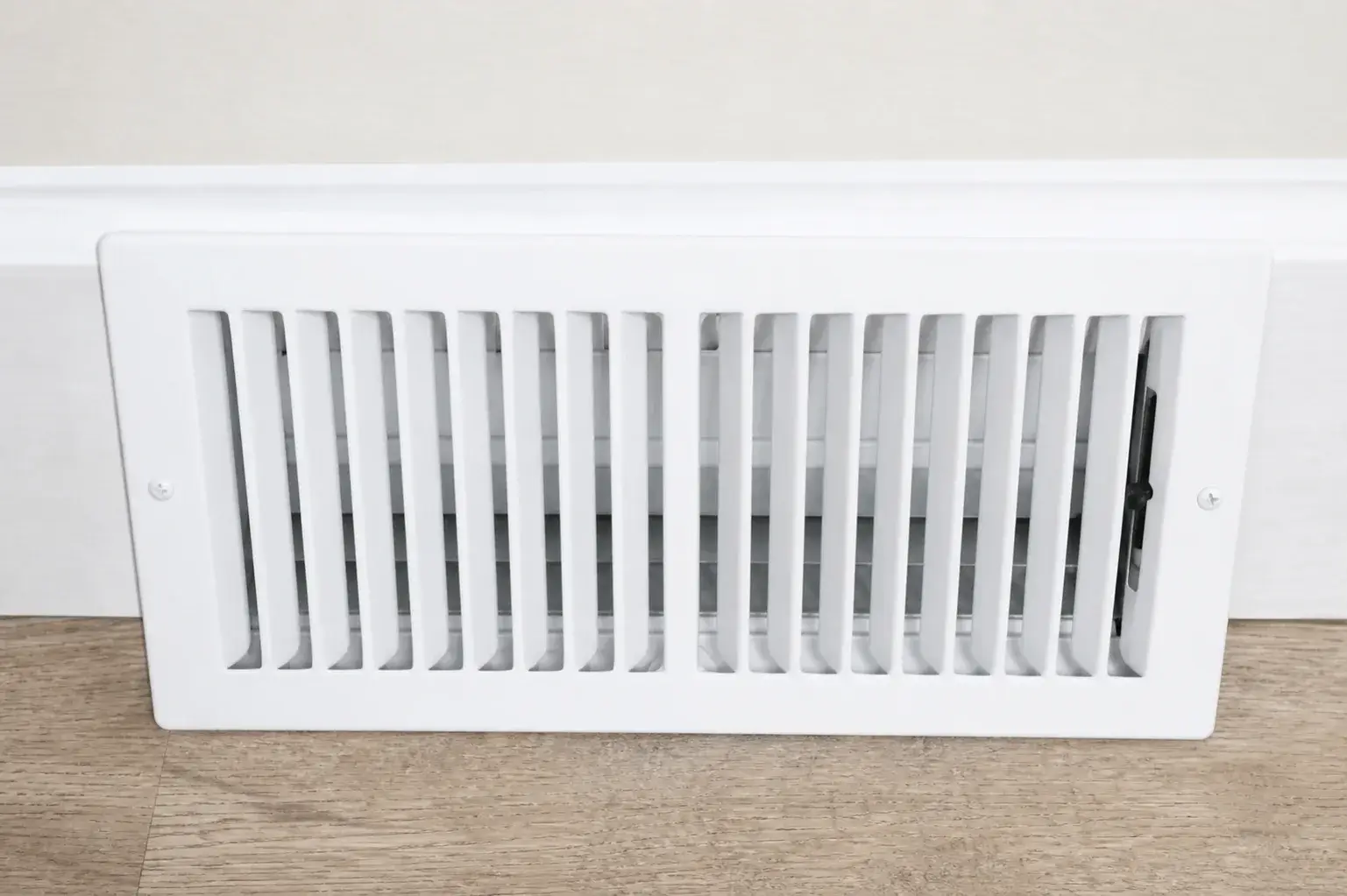 Clean vent grille